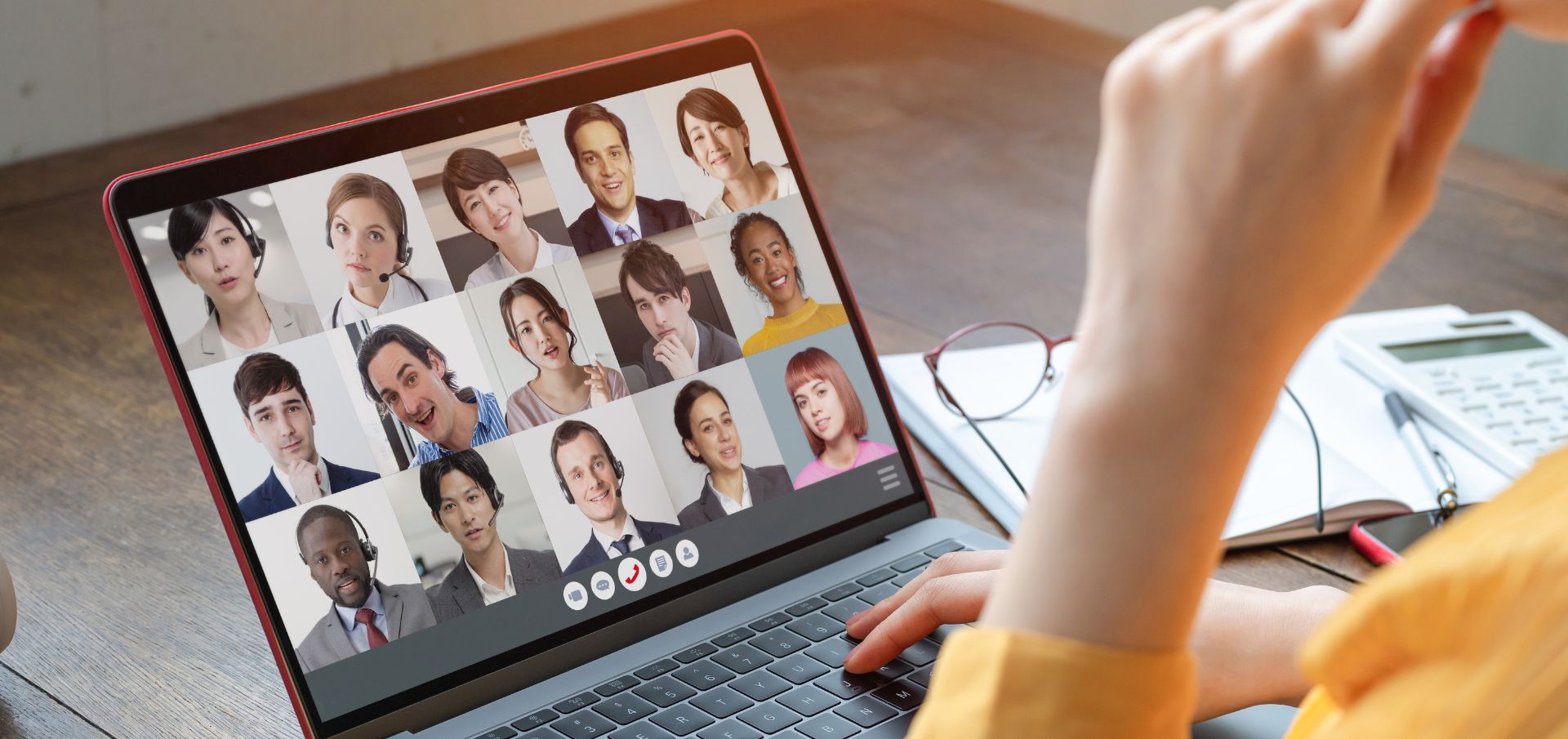 Hybrid & Remote Team Management